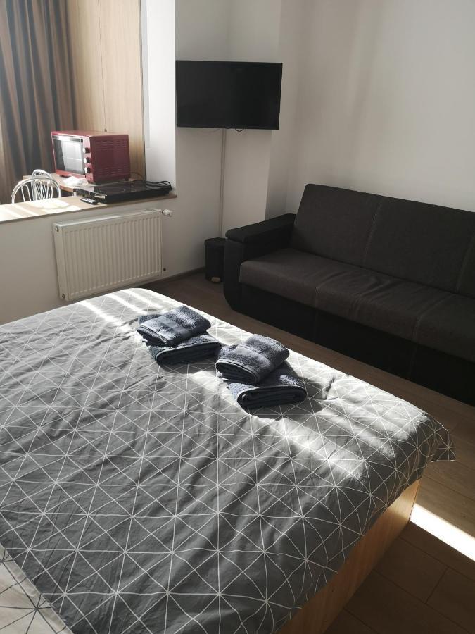 Apartamento Gara Dinu Bucarest Exterior foto